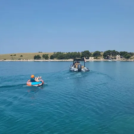 Дом отдыха Core Holiday *